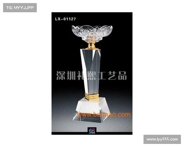 网球比赛奖杯设计的创新理念与艺术融合探索 网球比赛奖杯设计的创新理念与艺术融合探索